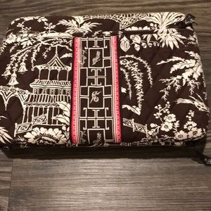 Vera Bradley small hardshell case
